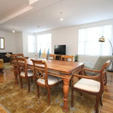 Modern, Luxurious Two Bedroom Apartment Great Yarmouth Exterior foto